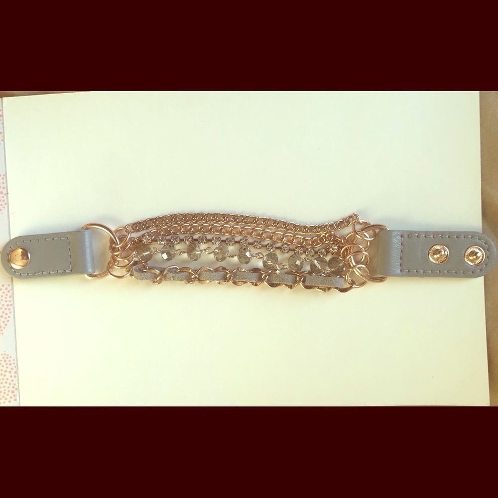 Bracelet